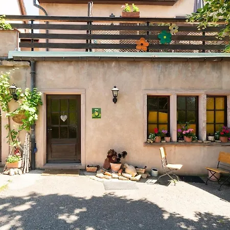 Riesling, Parking Gratuit Et Prive